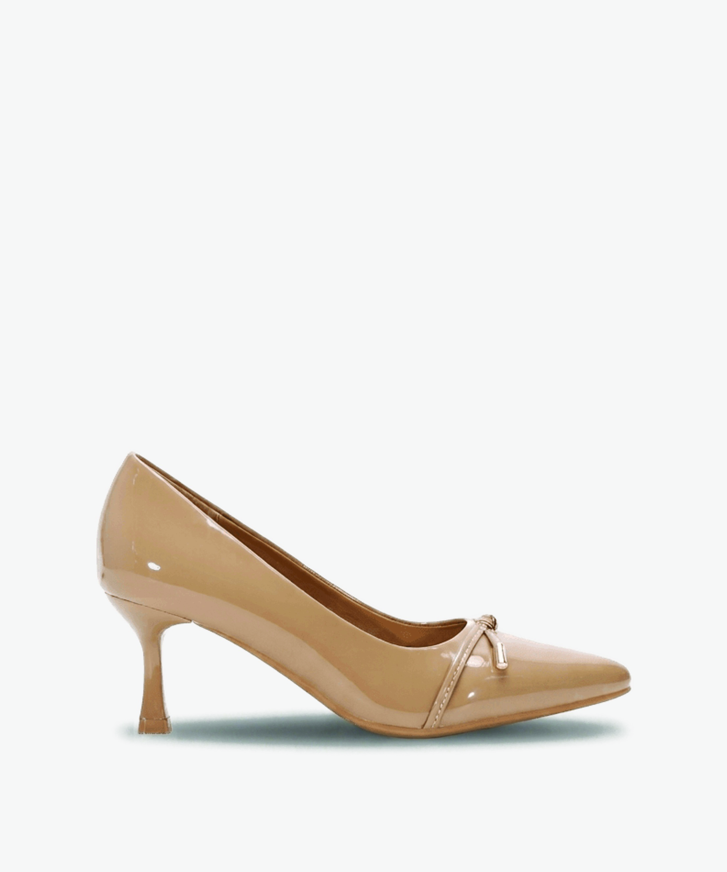 Zapato tac&oacute;n fino lazo image number null